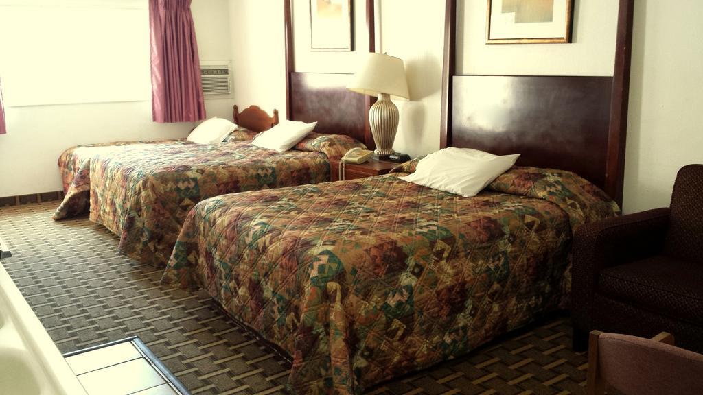 Executive Inn & Suites เลควิว ห้อง รูปภาพ