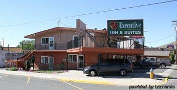 Executive Inn & Suites เลควิว ภายนอก รูปภาพ